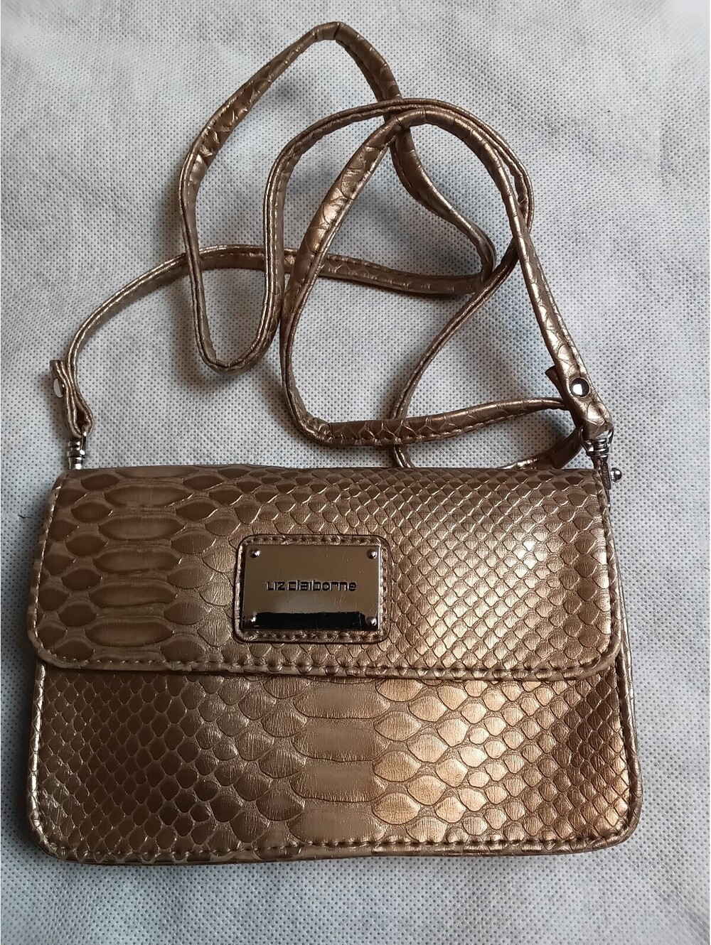 Liz Claiborne Crossbody Bag Textured Snakeskin Pattern Gold PVC Removable Strap